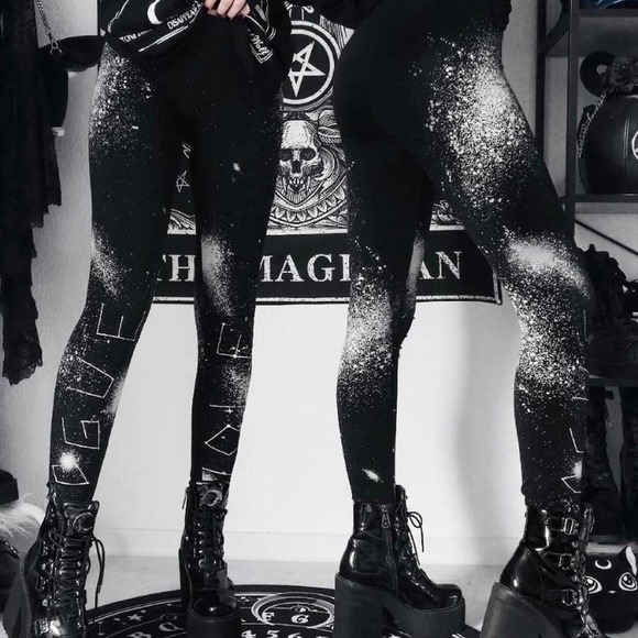 Rogue and Wolf Constellation Yoga Leggings Size D - Picture 2 of 4